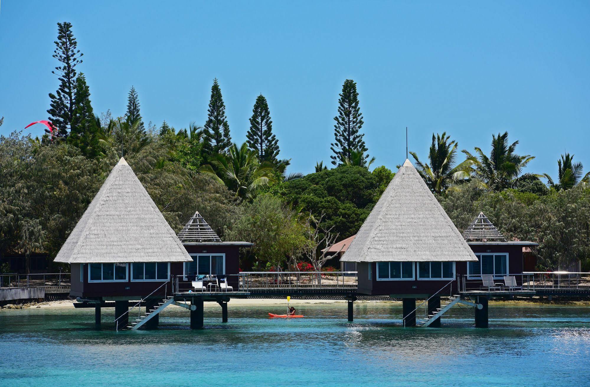 Doubletree By Hilton Noumea Ilot Maitre Resort Exterior photo